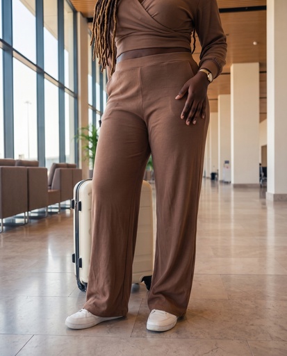 Ease Lounge Pant — Brown